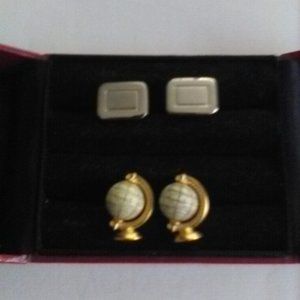 2 Pairs of Cuff Links